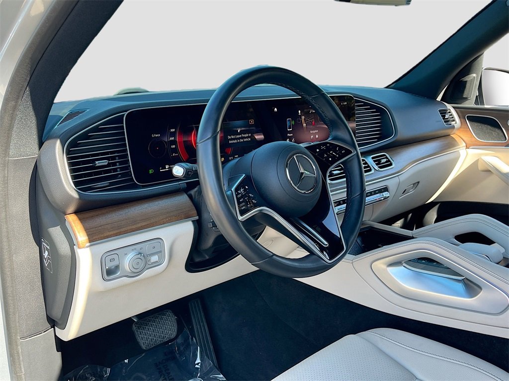 Used 2024 Mercedes-Benz GLE 350 4MATIC image 9