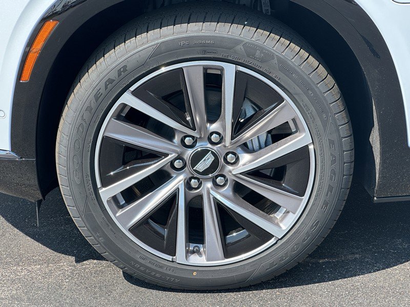 New 2026 Cadillac Vistiq Sport image 5