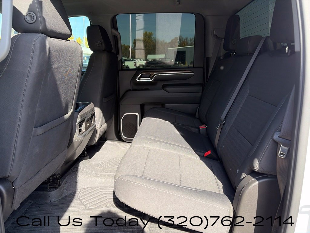 Used 2024 Chevrolet Silverado 2500 LT AWD/4WD image 25