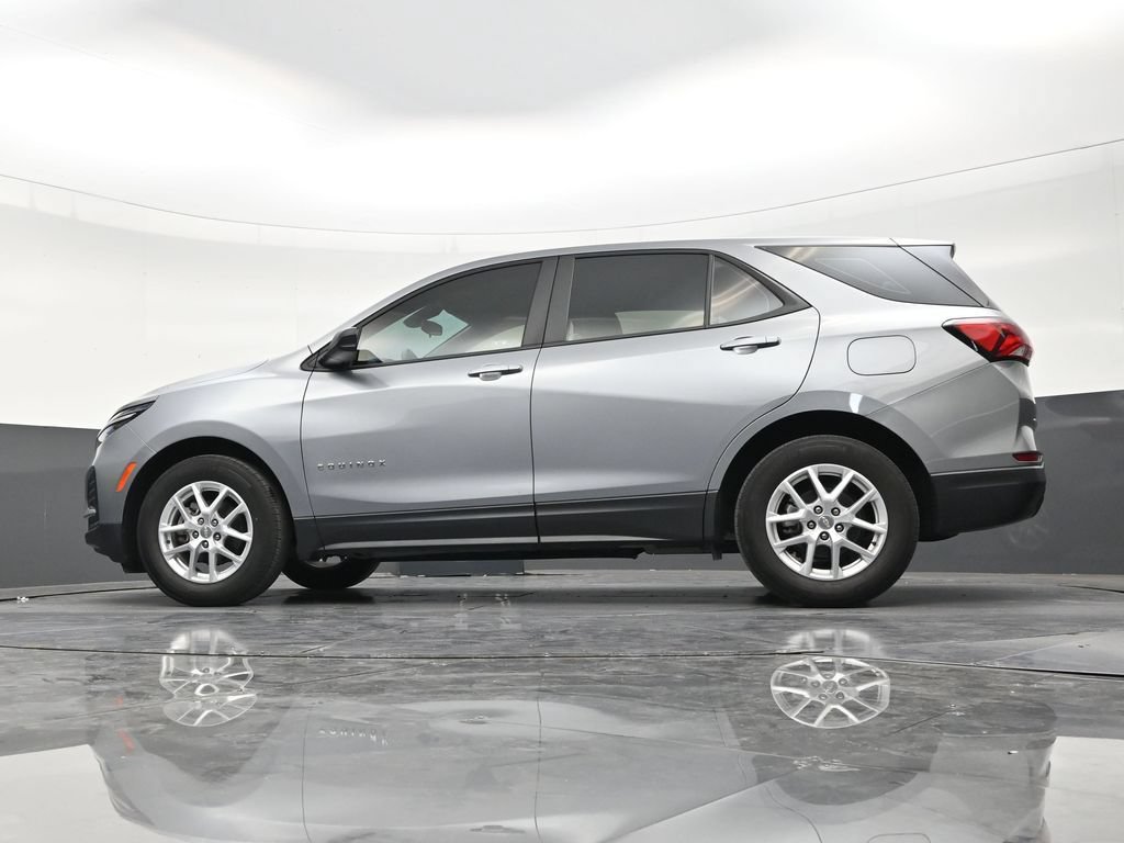 Used 2024 Chevrolet Equinox LS FWD image 21