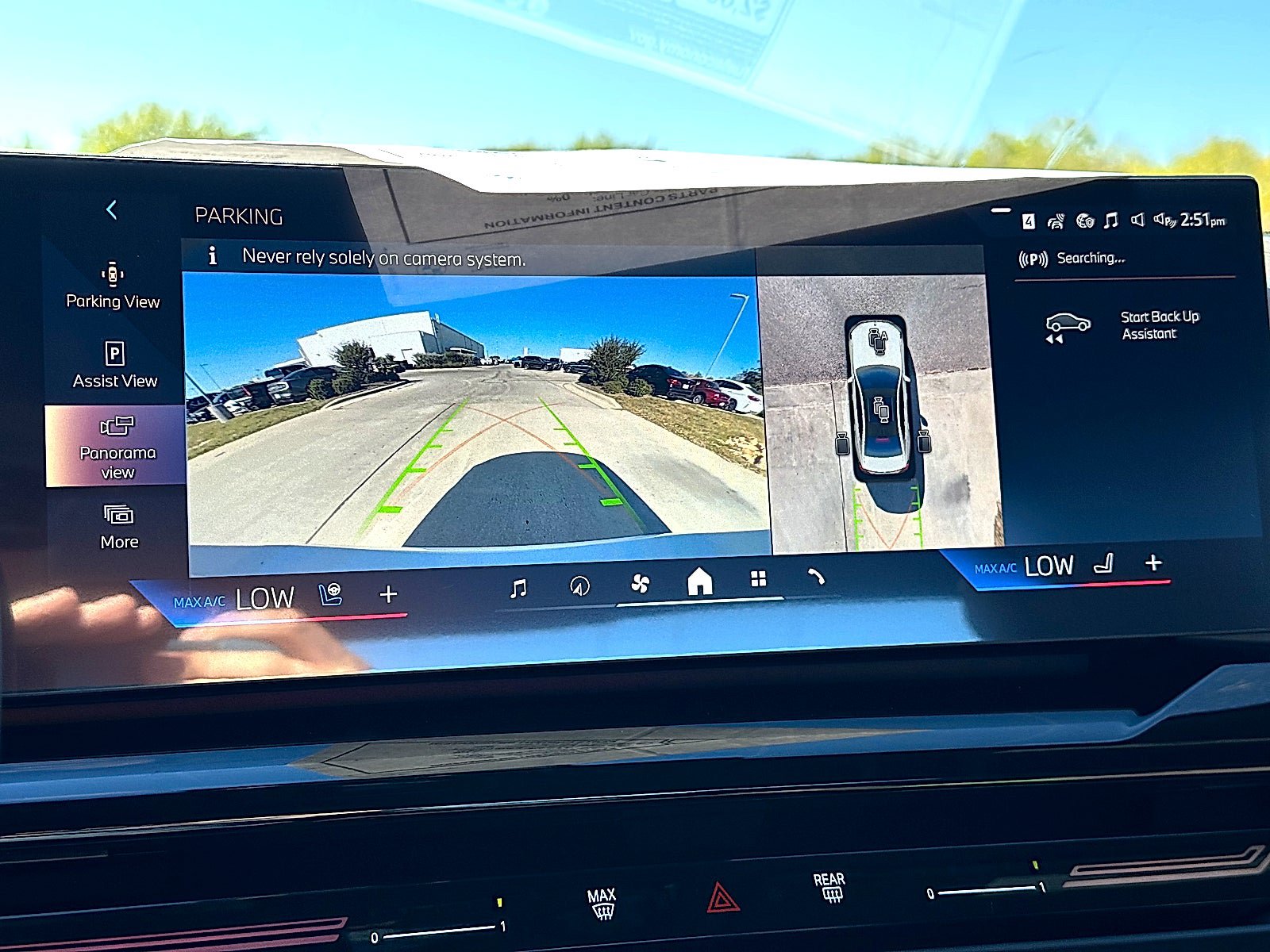 New 2026 BMW 530i w/ Premium Package RWD image 23
