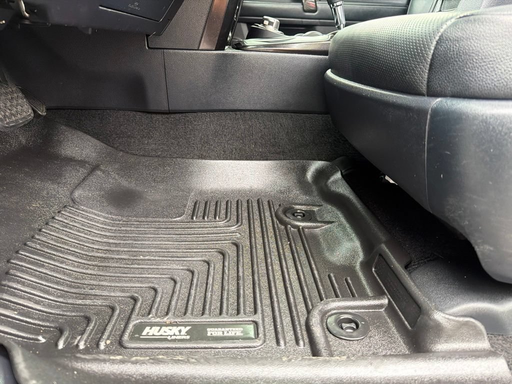 Used 2021 Toyota 4Runner Nightshade AWD/4WD image 31