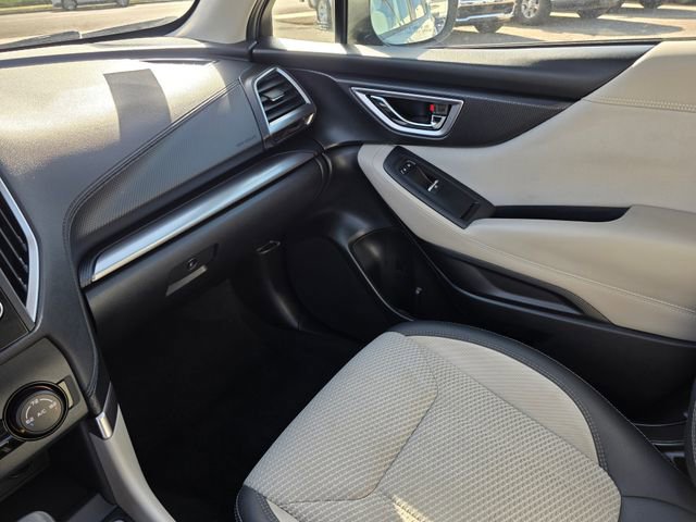 Used 2019 Subaru Forester Premium w/ All-Weather Package image 34