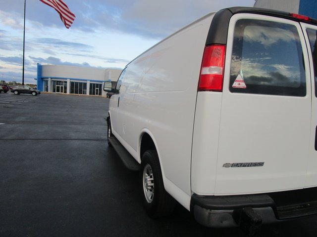 Used 2023 Chevrolet Express 2500 w/ Driver Convenience Package image 3