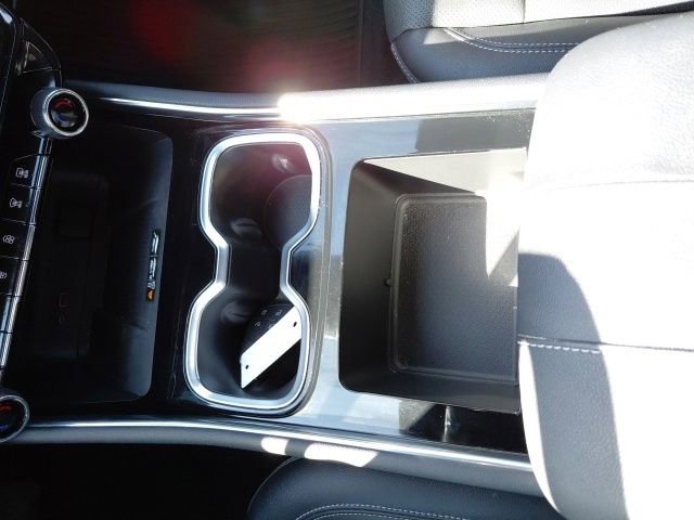 Used 2025 Chevrolet Traverse LT w/ Enhanced Driving Package image 21