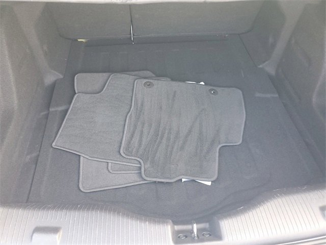 Certified 2017 Chevrolet Cruze LT w/ Convenience Package image 7