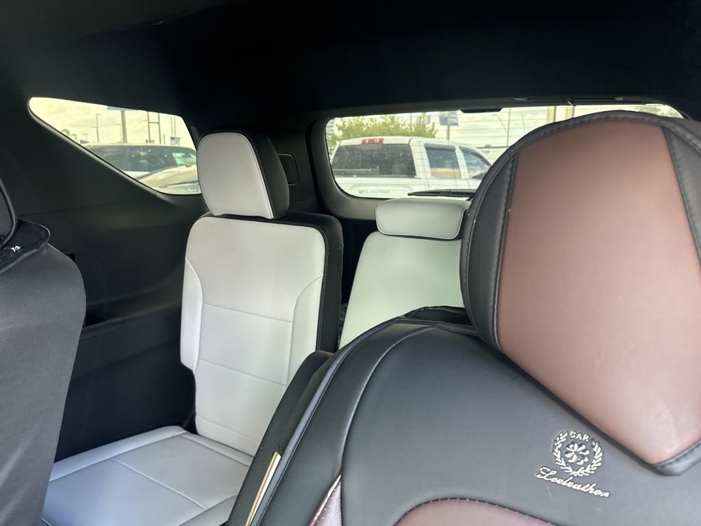 Used 2025 Chevrolet Traverse High Country image 13