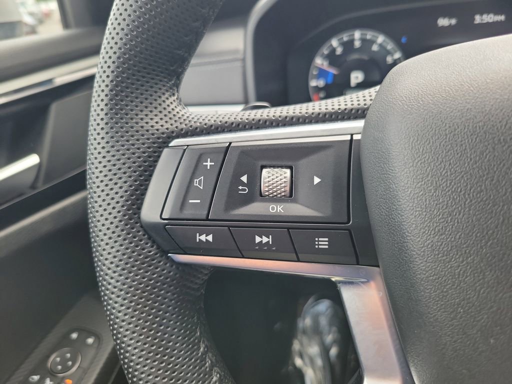 Used 2023 Mitsubishi Outlander SE image 26