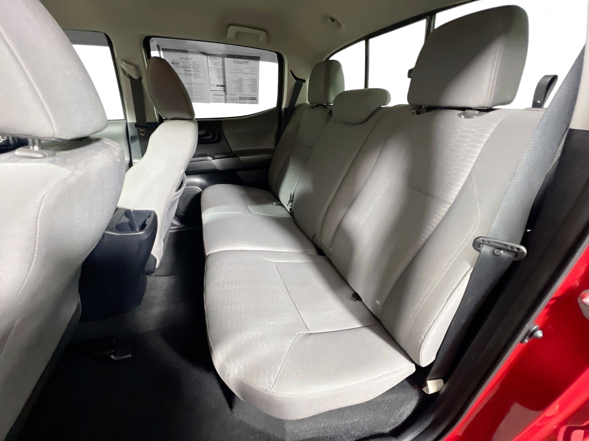 Used 2018 Toyota Tacoma SR RWD image 30