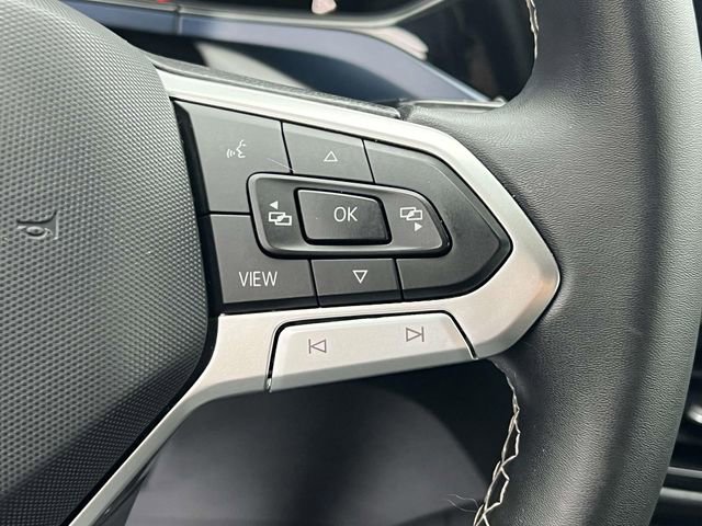 Certified 2022 Volkswagen Taos SE image 22
