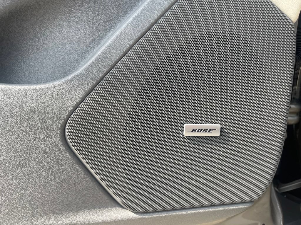 Used 2022 Cadillac XT5 Premium Luxury w/ LPO, Floor Liner Package FWD image 27