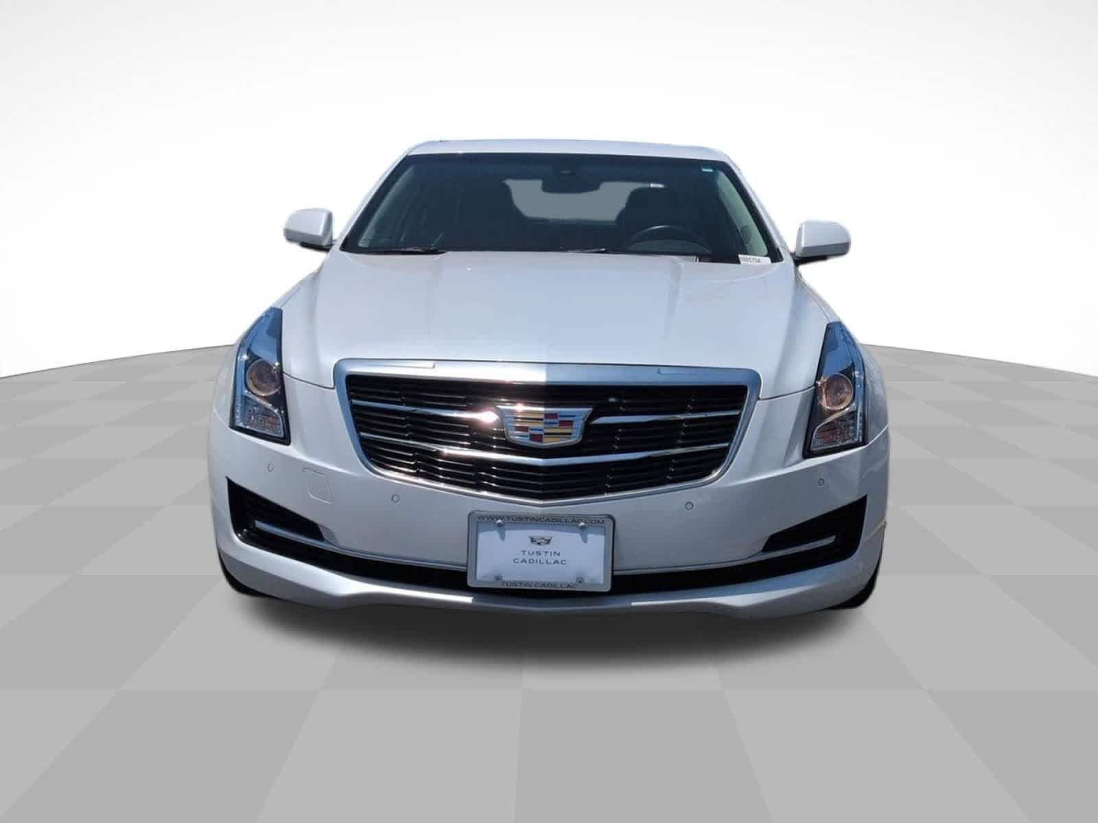 Used 2017 Cadillac ATS Luxury RWD image 2