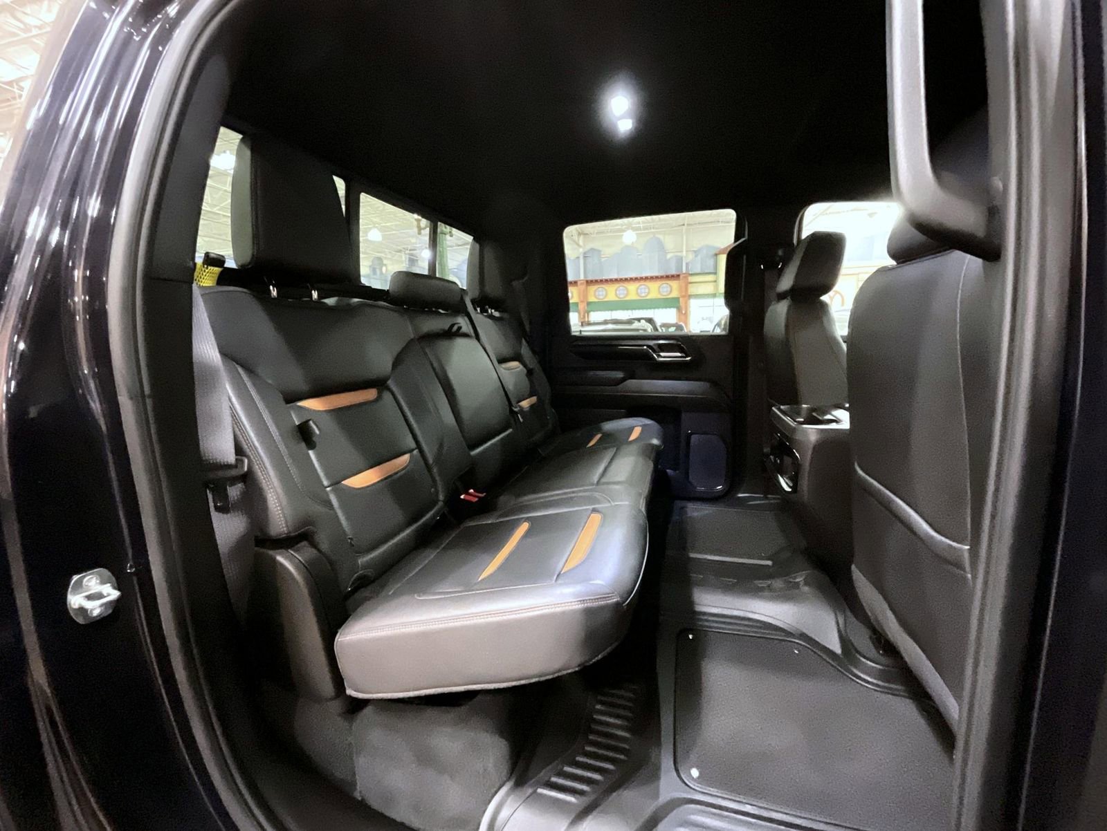 Certified 2024 GMC Sierra 2500 AT4 w/ Technology Package image 18