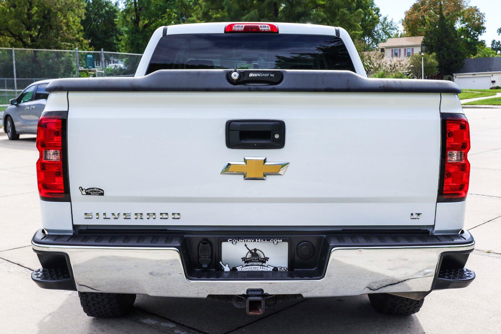 Used 2017 Chevrolet Silverado 1500 LT w/ All Star Edition AWD/4WD image 17