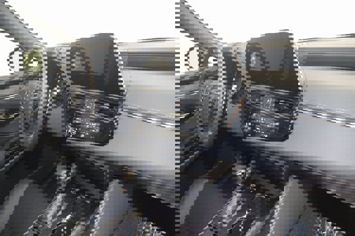 Used 2024 Lexus ES 350 image 41