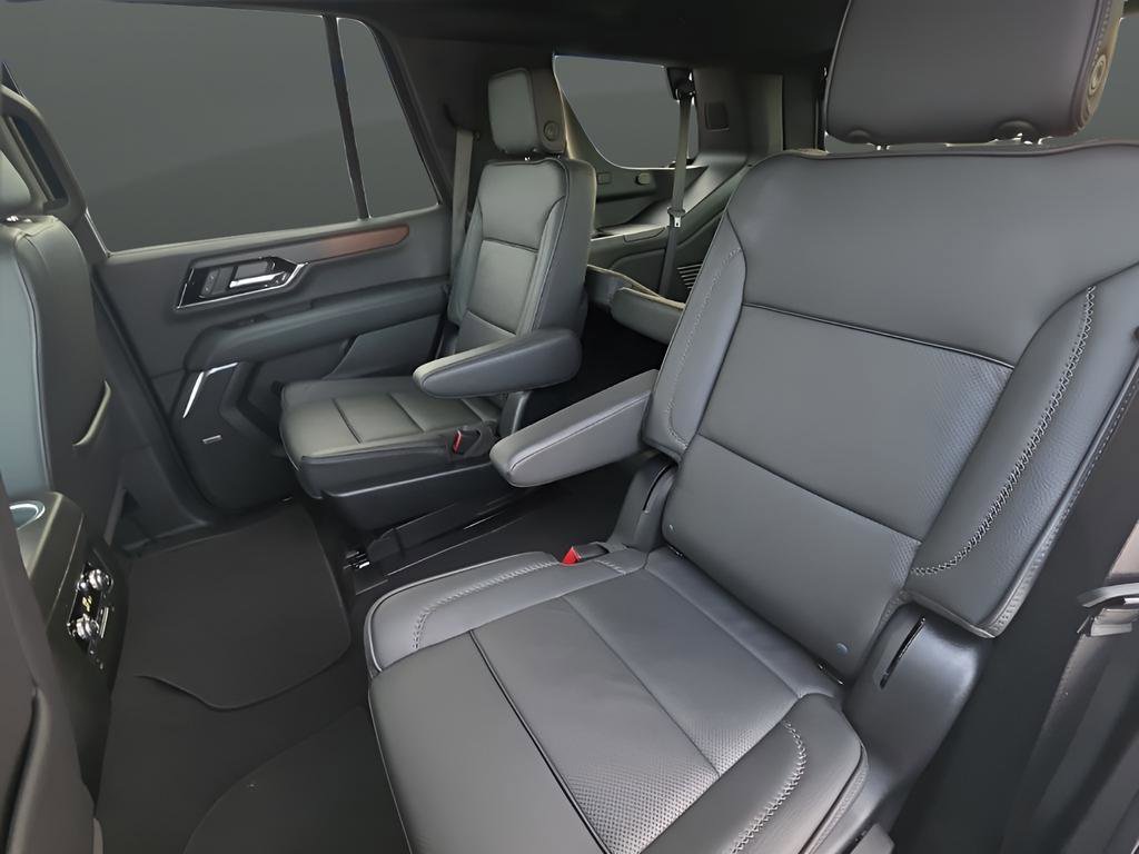 Used 2025 GMC Yukon Denali image 14