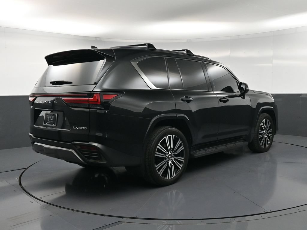 Used 2024 Lexus LX 600 4WD w/ Appearance Package image 8