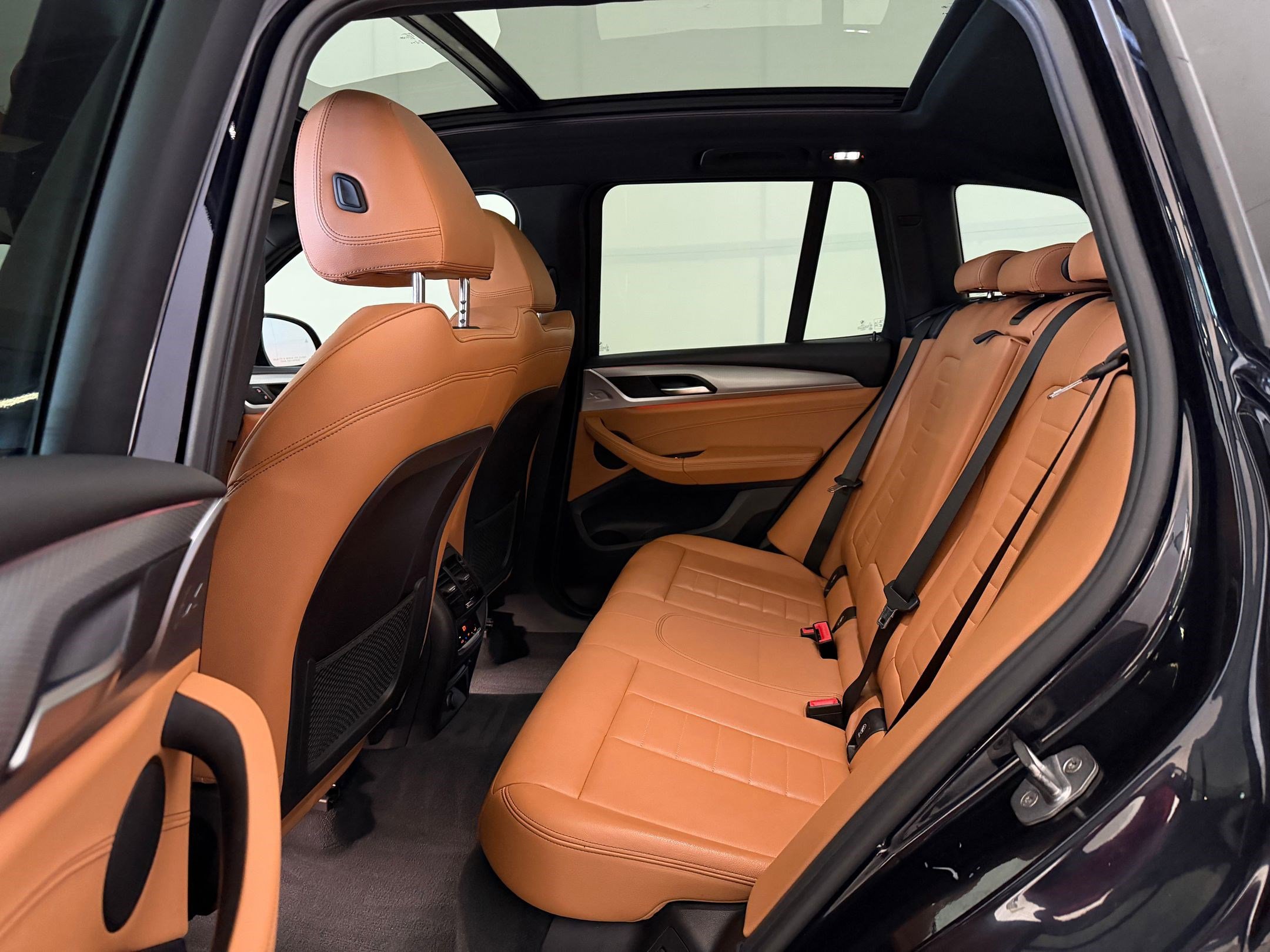 Used 2019 BMW X3 xDrive30i w/ M Sport Package 2 AWD/4WD image 15