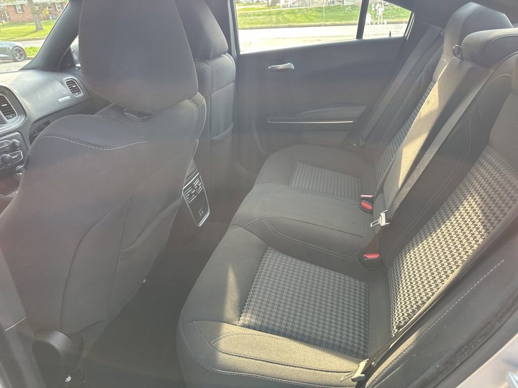 Used 2023 Dodge Charger SXT RWD image 9