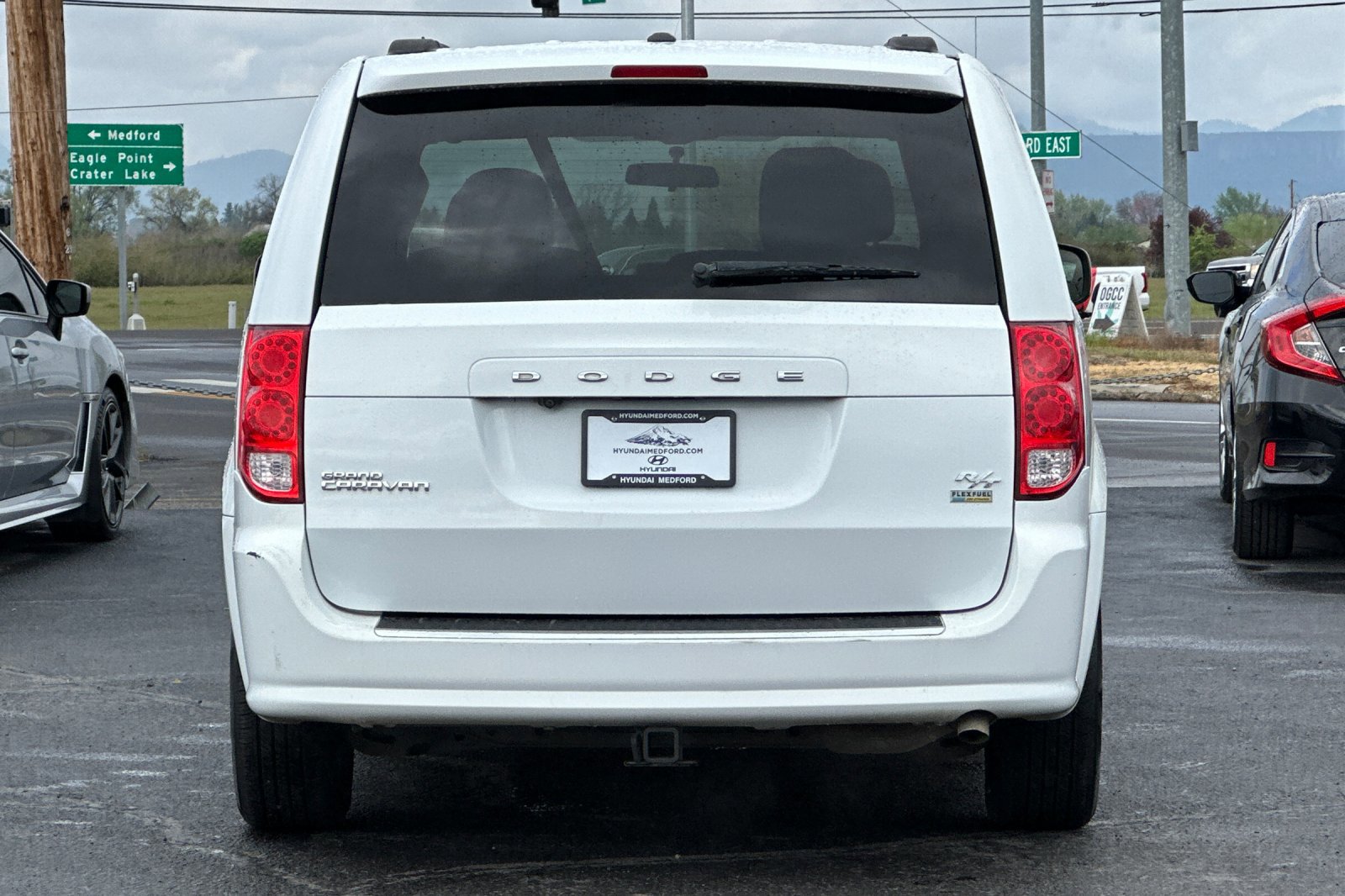 Used 2016 Dodge Grand Caravan R/T FWD image 5