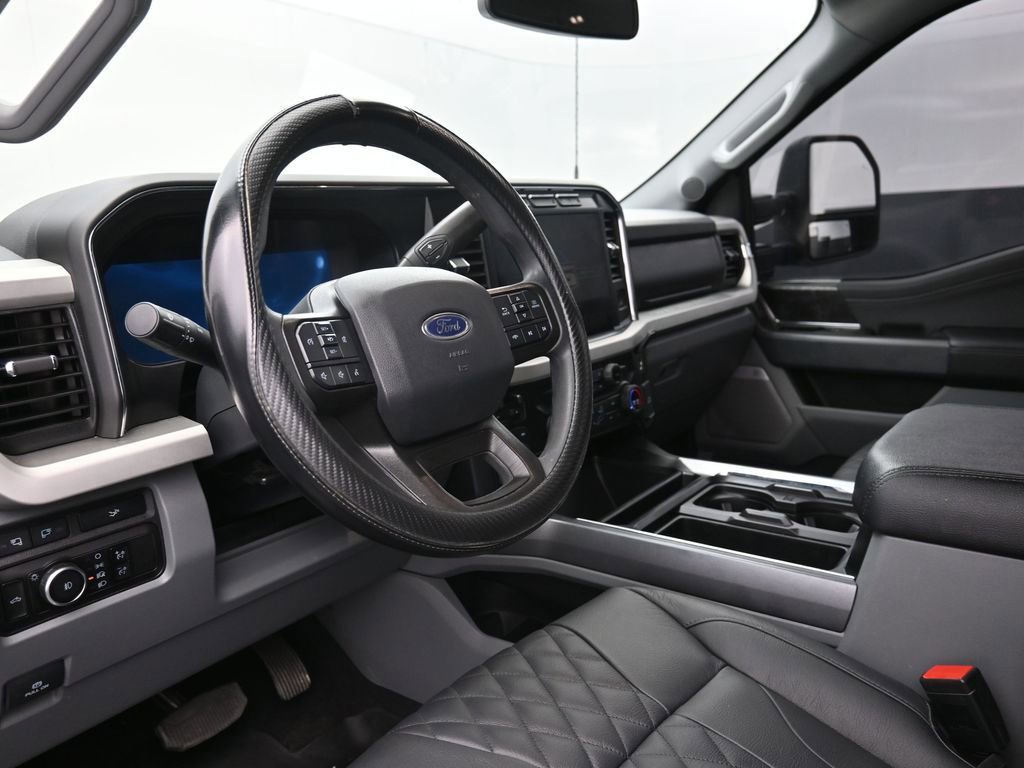 Used 2023 Ford F250 XLT w/ XLT Premium Package image 18
