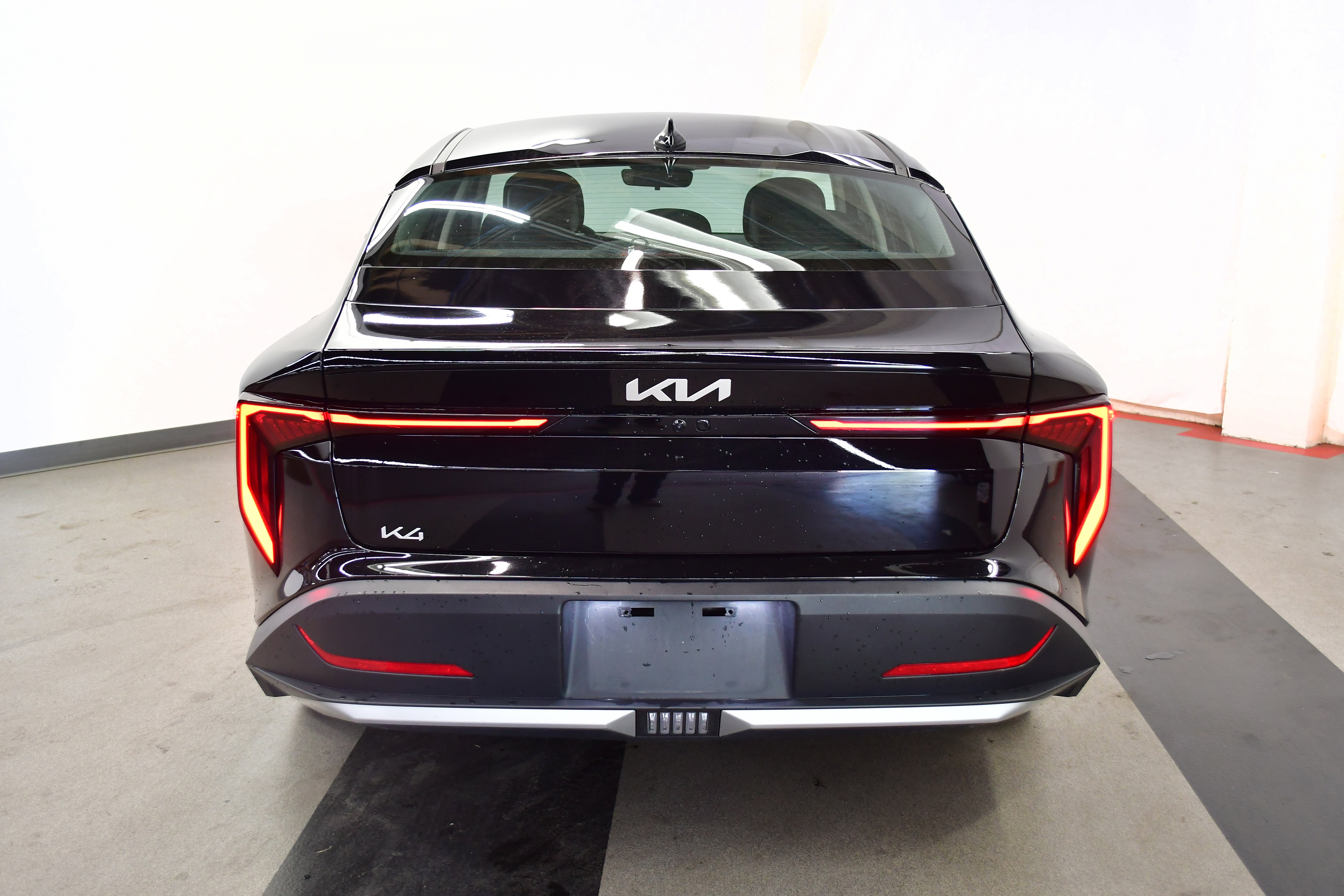 Used 2025 Kia K4 FWD image 6