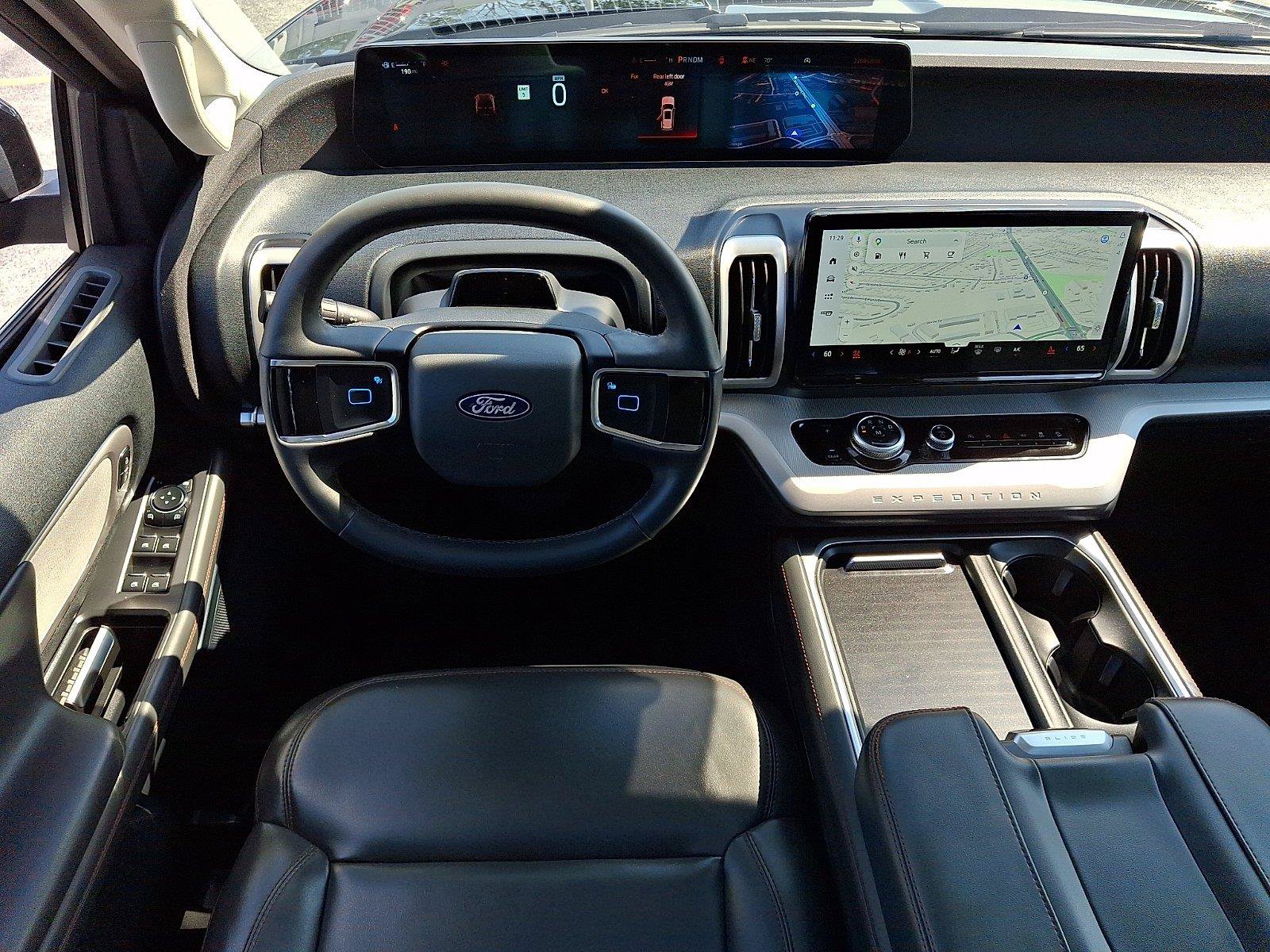 Certified 2025 Ford Expedition Active AWD/4WD image 15