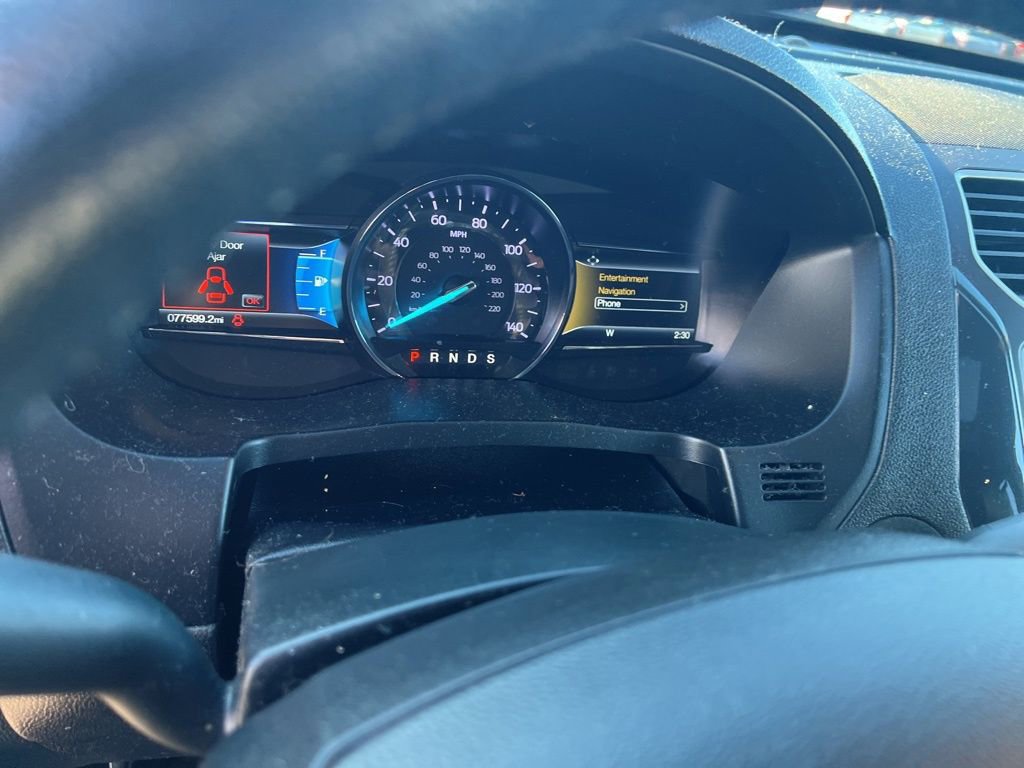 Used 2018 Ford Explorer XLT w/ Equipment Group 202A image 18