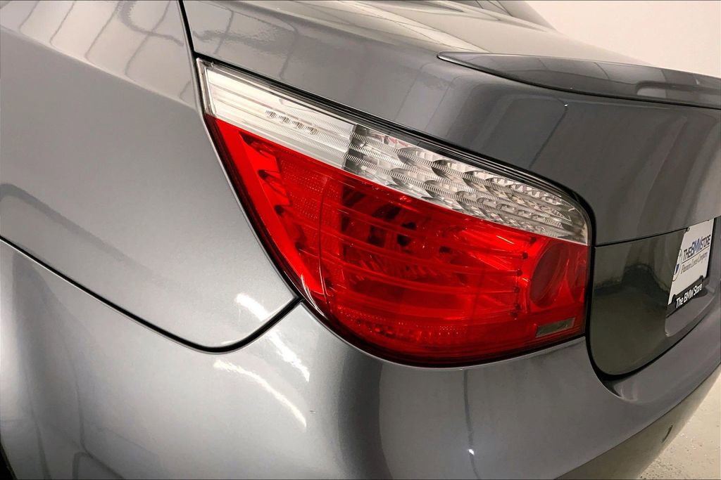 Used 2008 BMW M5 image 28