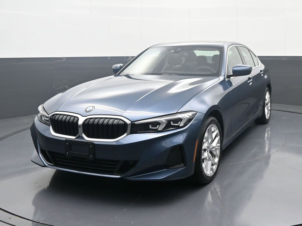 Used 2025 BMW 330i xDrive Sedan image 1