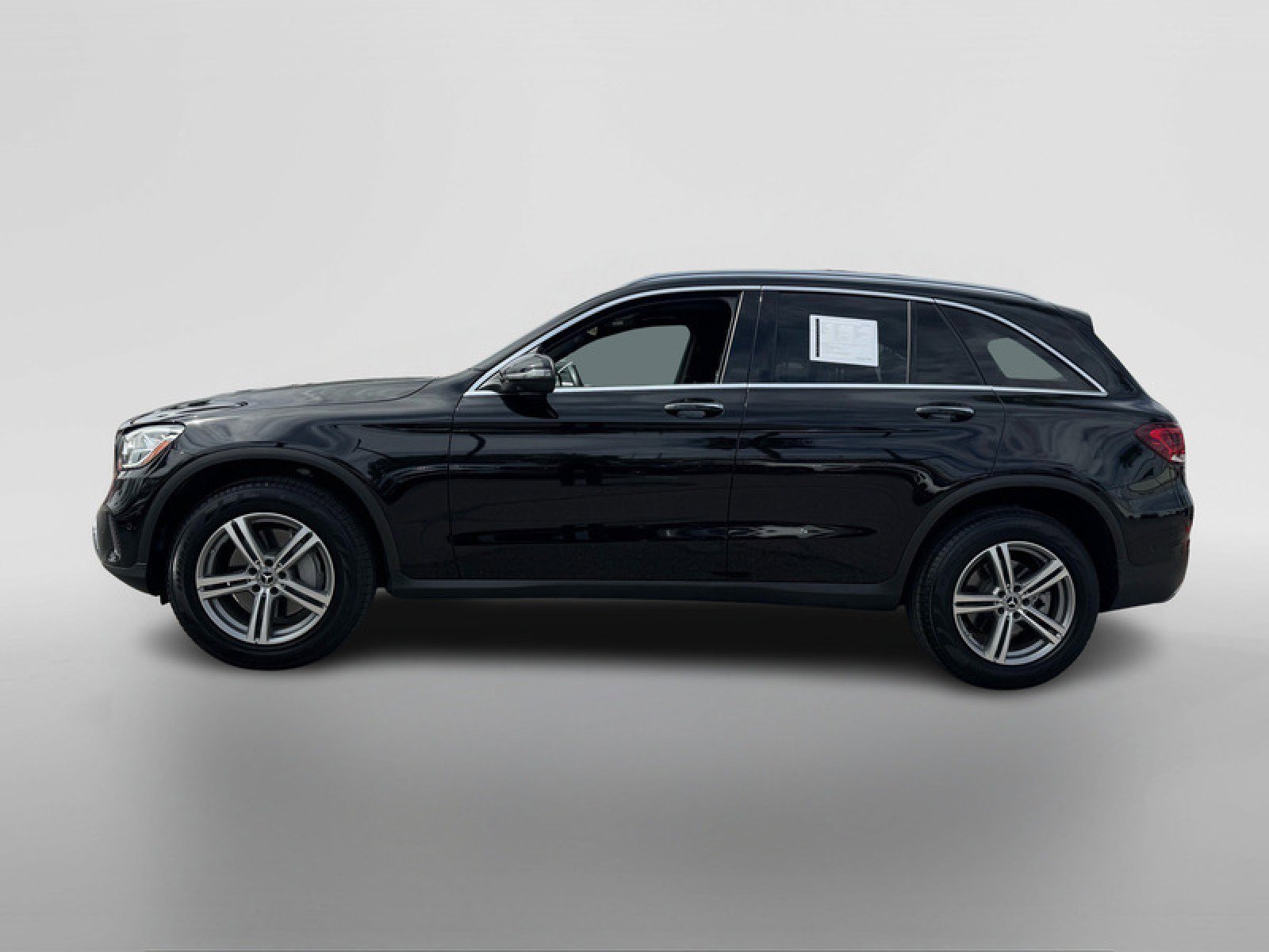 Certified 2022 Mercedes-Benz GLC 300 image 2