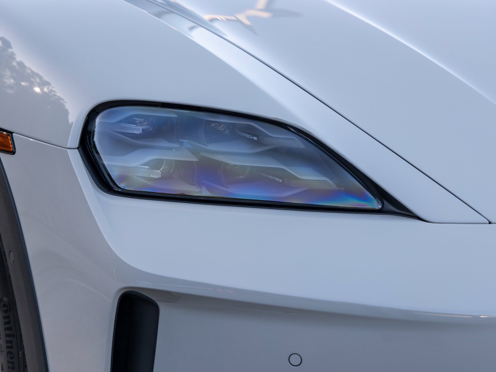 Used 2025 Porsche Taycan 4S image 17