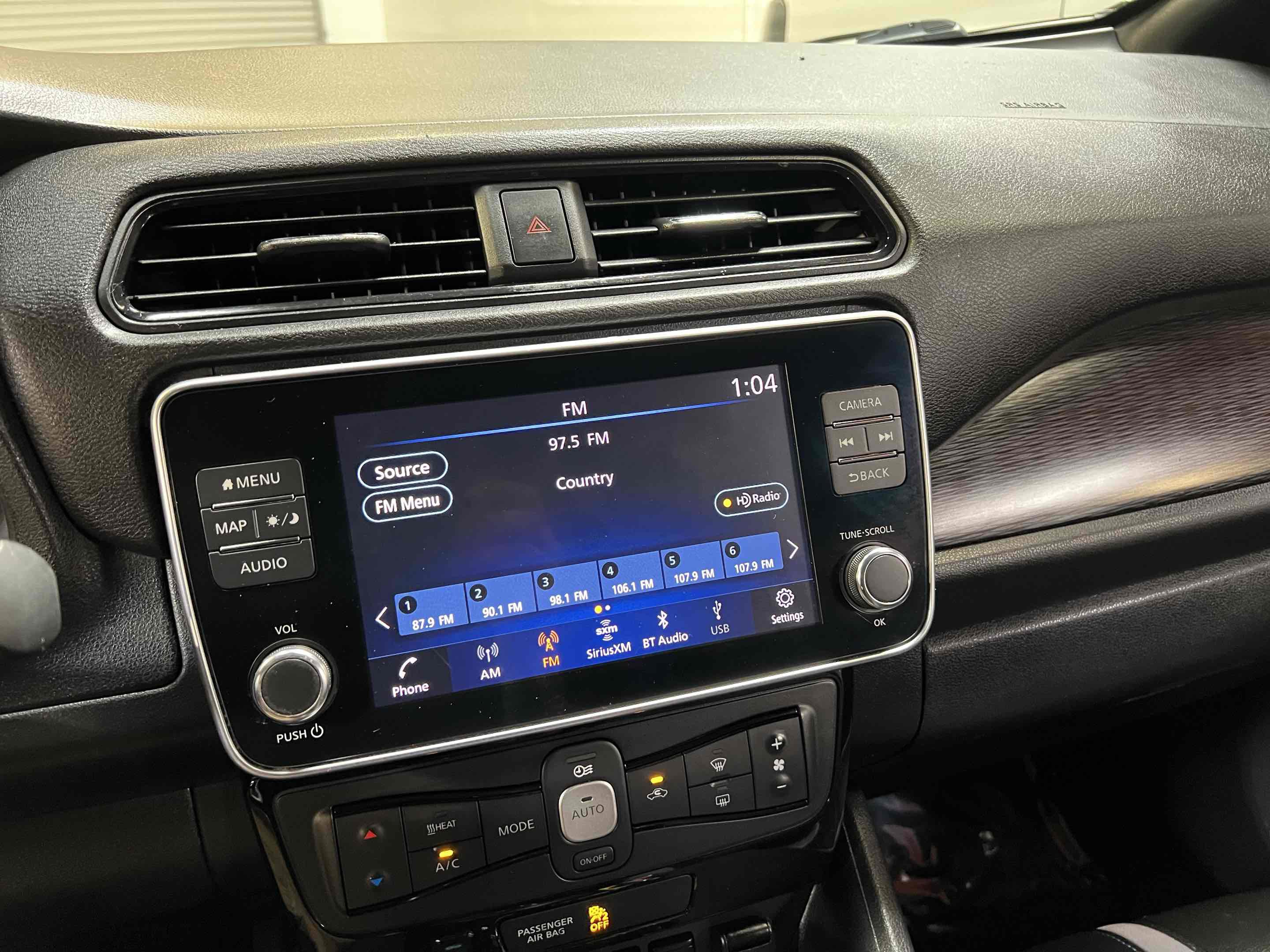 Used 2019 Nissan Leaf SL Plus w/ Protection Package FWD image 7