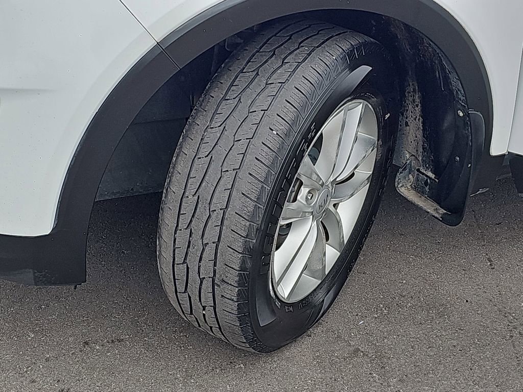Used 2017 Kia Sorento FWD image 34