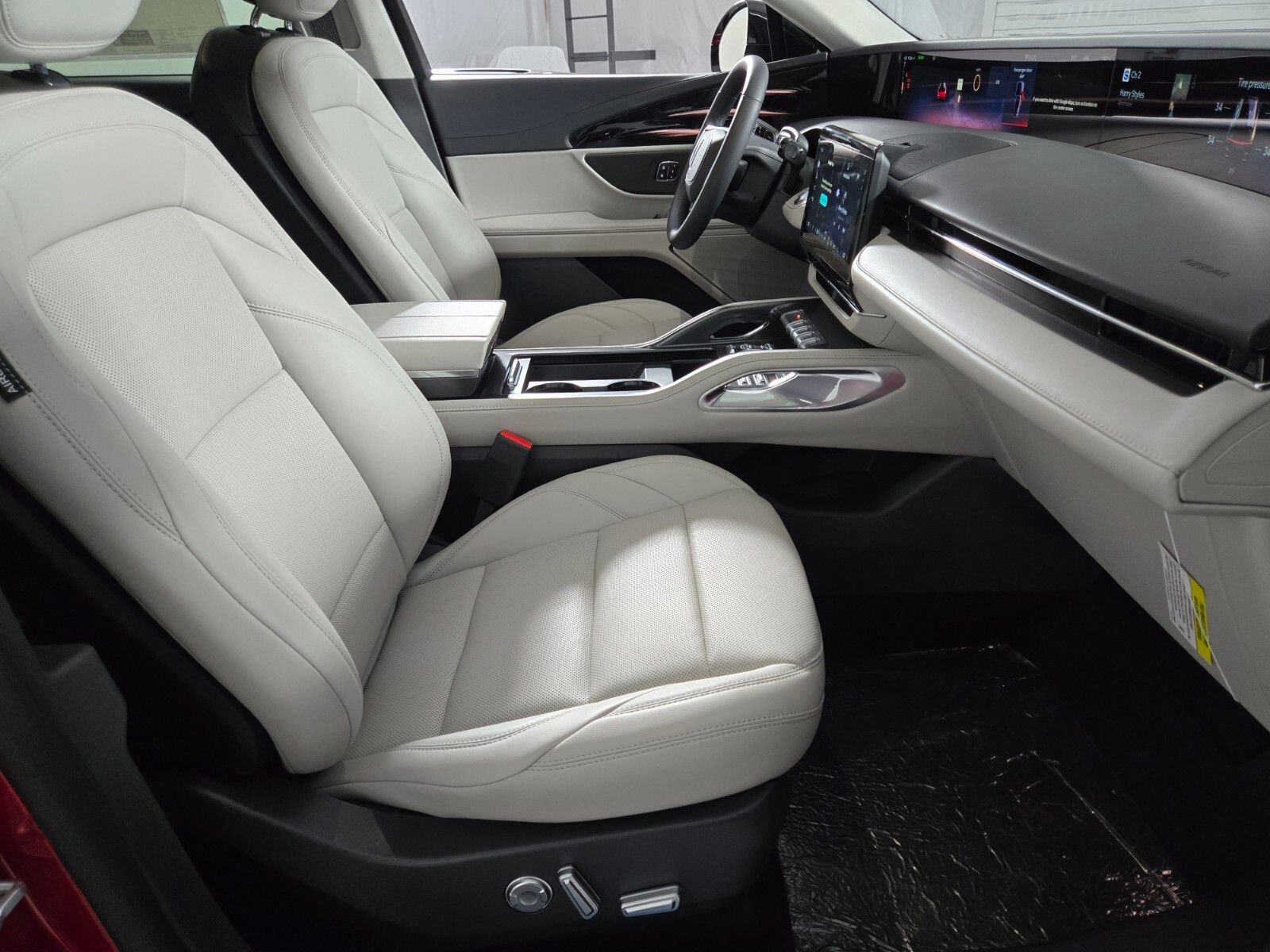 New 2026 Lincoln Nautilus Premier image 19