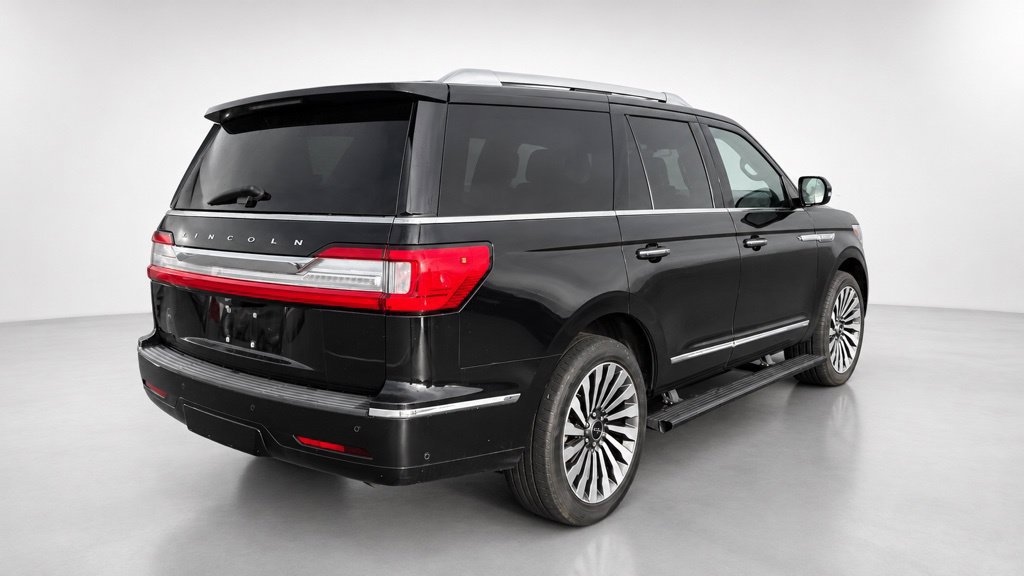 Used 2021 Lincoln Navigator Reserve w/ Luxury Package AWD/4WD image 5