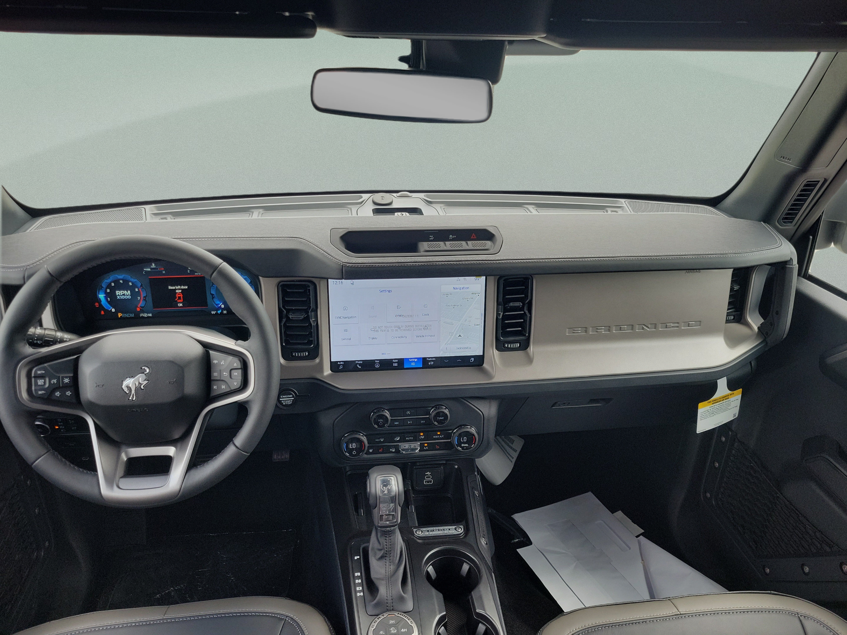 New 2026 Ford Bronco Outer Banks AWD/4WD image 6