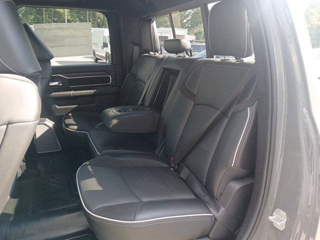 New 2026 RAM 4500 4x4 Crew Cab DRW w/ Laramie Trim Package image 16