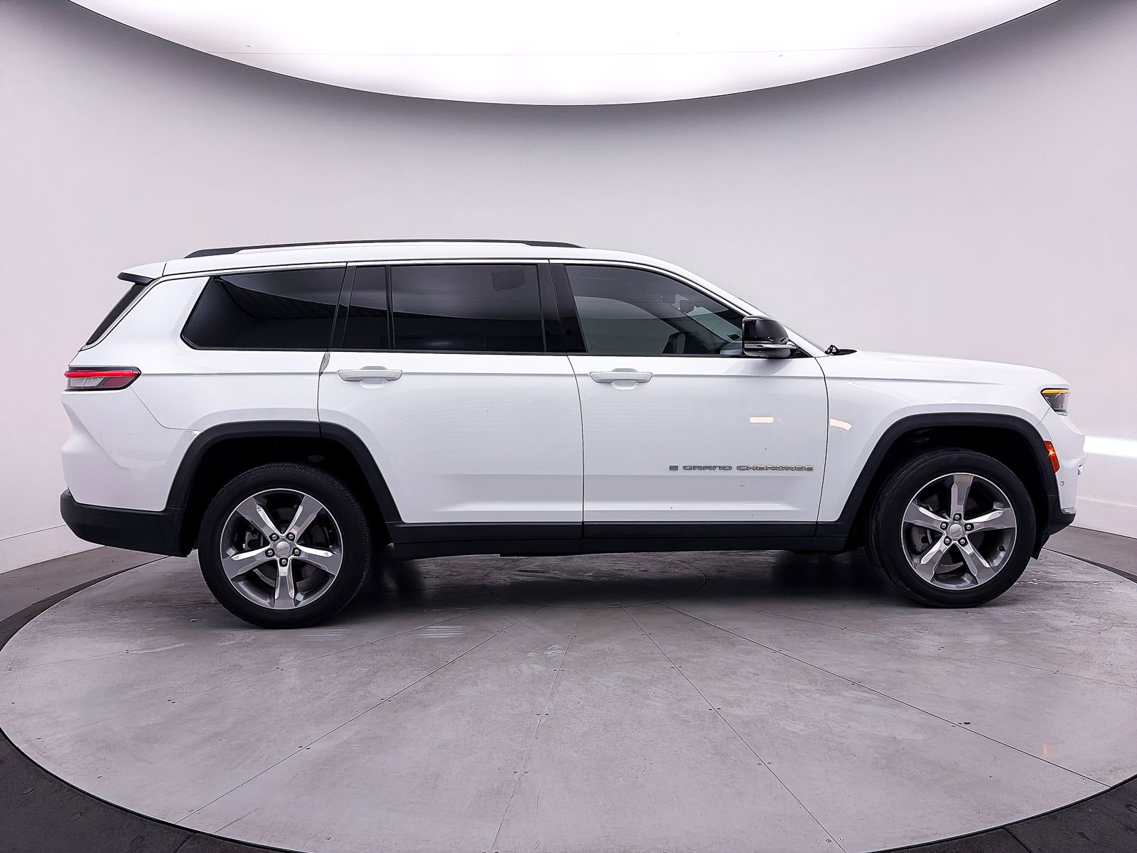 Used 2021 Jeep Grand Cherokee L Limited w/ Luxury Tech Group II AWD/4WD image 44
