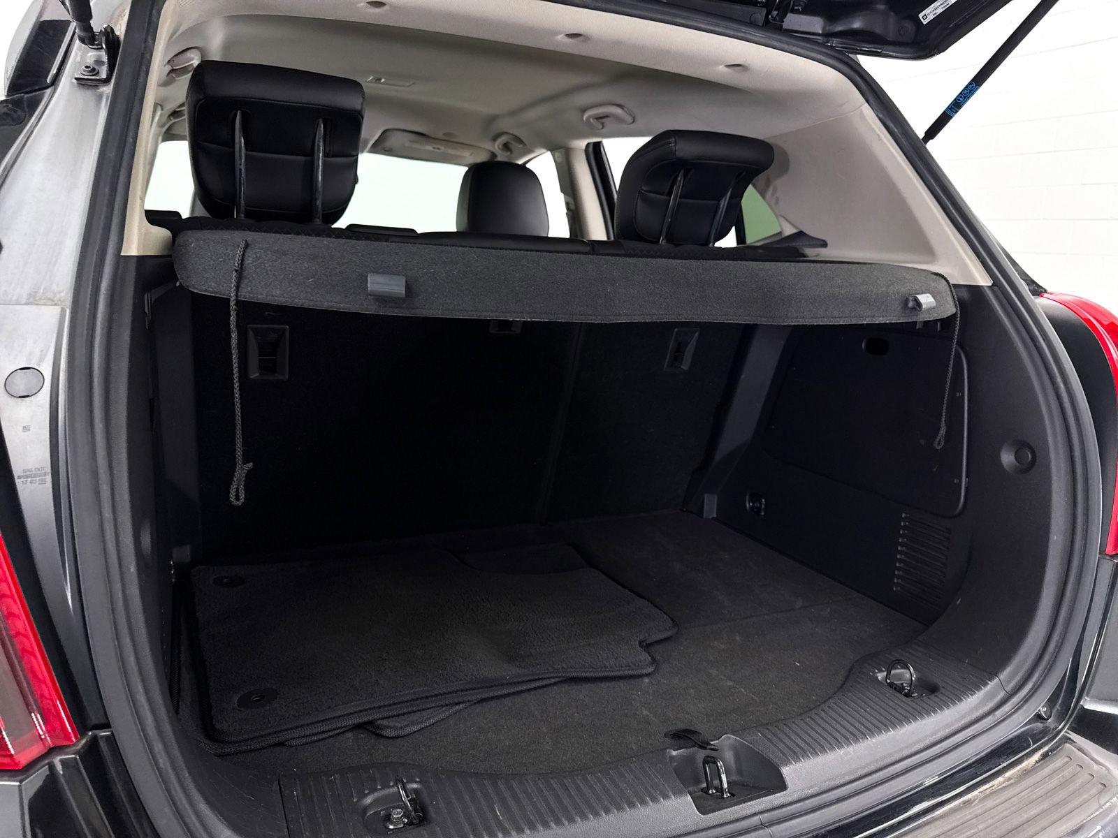 Used 2018 Buick Encore Preferred image 29