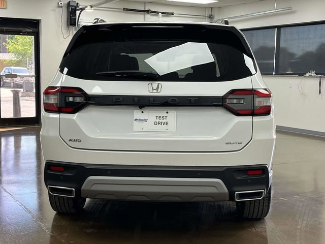 Used 2023 Honda Pilot Elite image 7