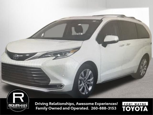 Used 2023 Toyota Sienna Platinum FWD image 10