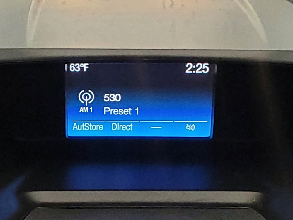 Used 2018 Ford Escape SE image 25