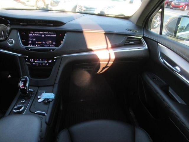 Used 2022 Cadillac XT5 Luxury image 14