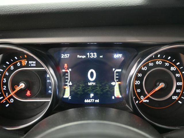 Used 2021 Jeep Gladiator Sport image 10