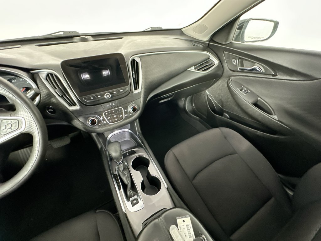 Used 2023 Chevrolet Malibu LT FWD image 11