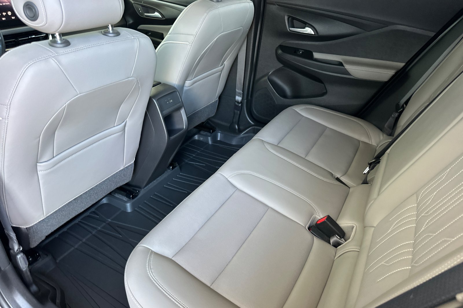 Certified 2024 Buick Envista Avenir FWD image 14