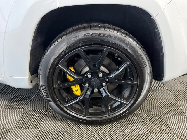 Used 2018 Jeep Grand Cherokee Trackhawk AWD/4WD image 11