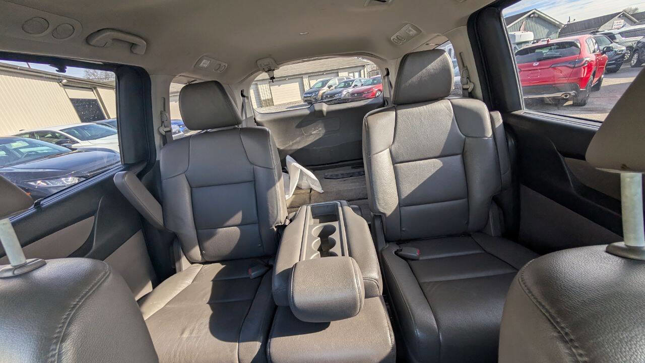 Used 2016 Honda Odyssey Touring Elite image 22