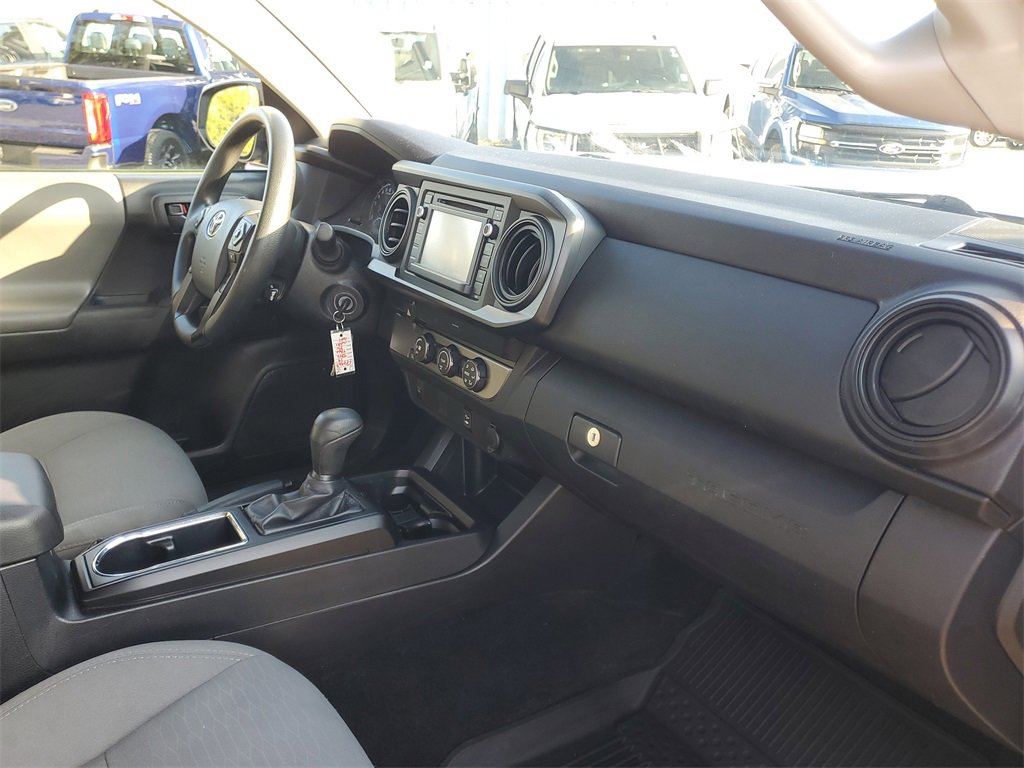 Used 2019 Toyota Tacoma SR5 image 32